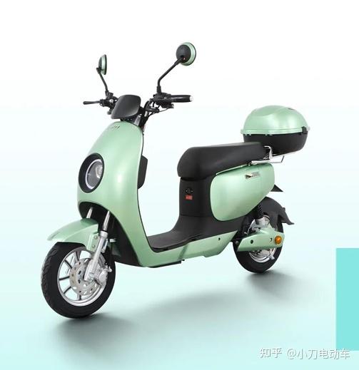 新手买电动车最大误区：分不清电动车和电摩！不能上牌甚至被罚款