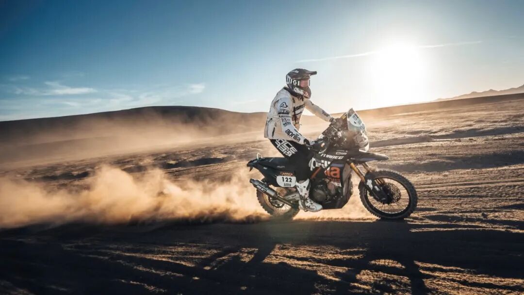 [2024-01-13]非洲生态赛进入后半段两辆Tuareg皆成为比赛焦点