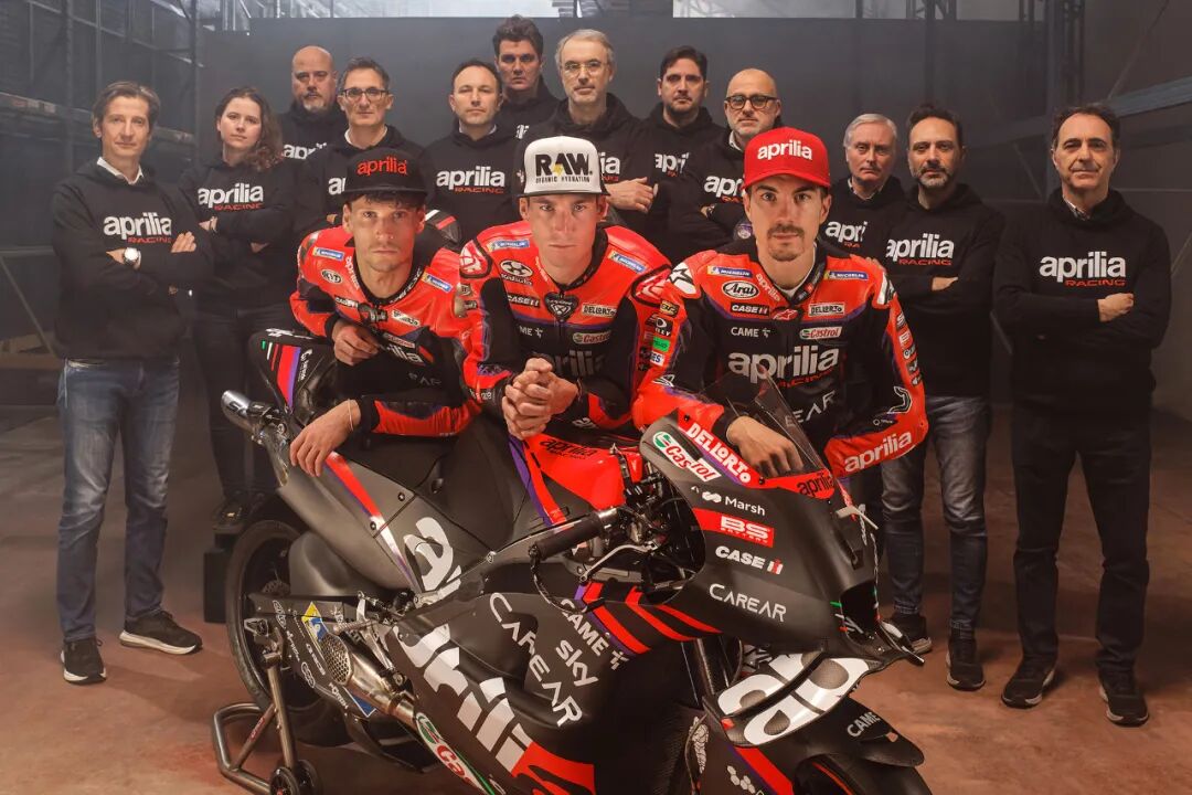 [2023-03-13]2023MOTOGPAPRILIA厂队揭幕