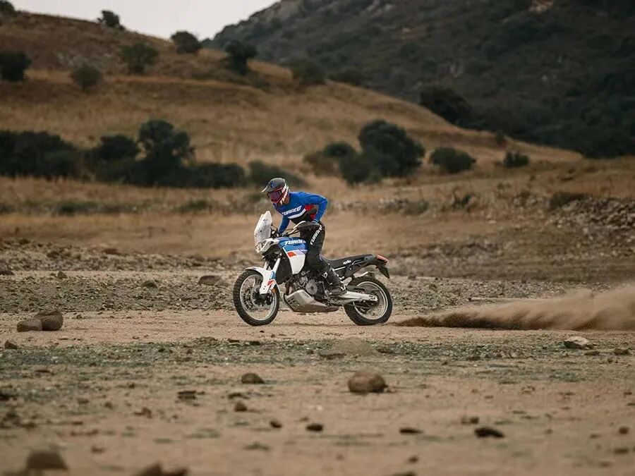 [2024-04-19]自由的化身APRILIATUAREG660