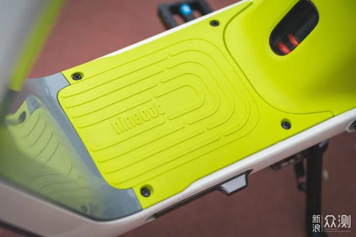 九号电动车C40用智能颠覆你对电动车的认知