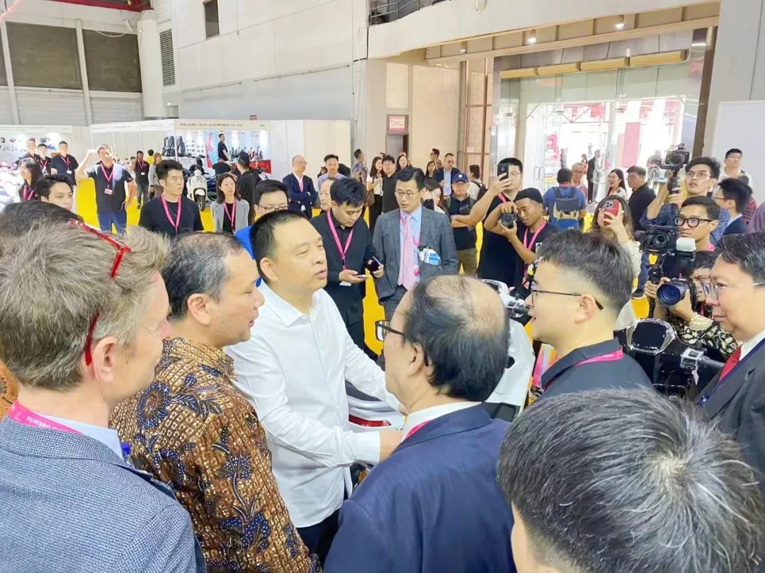 印尼总统亲临新日智造惊艳世界舞台