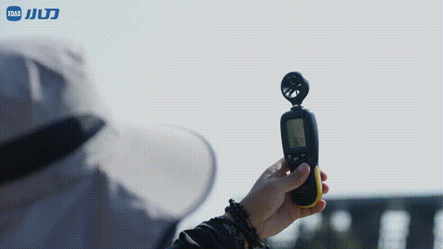 被打得怀疑人生