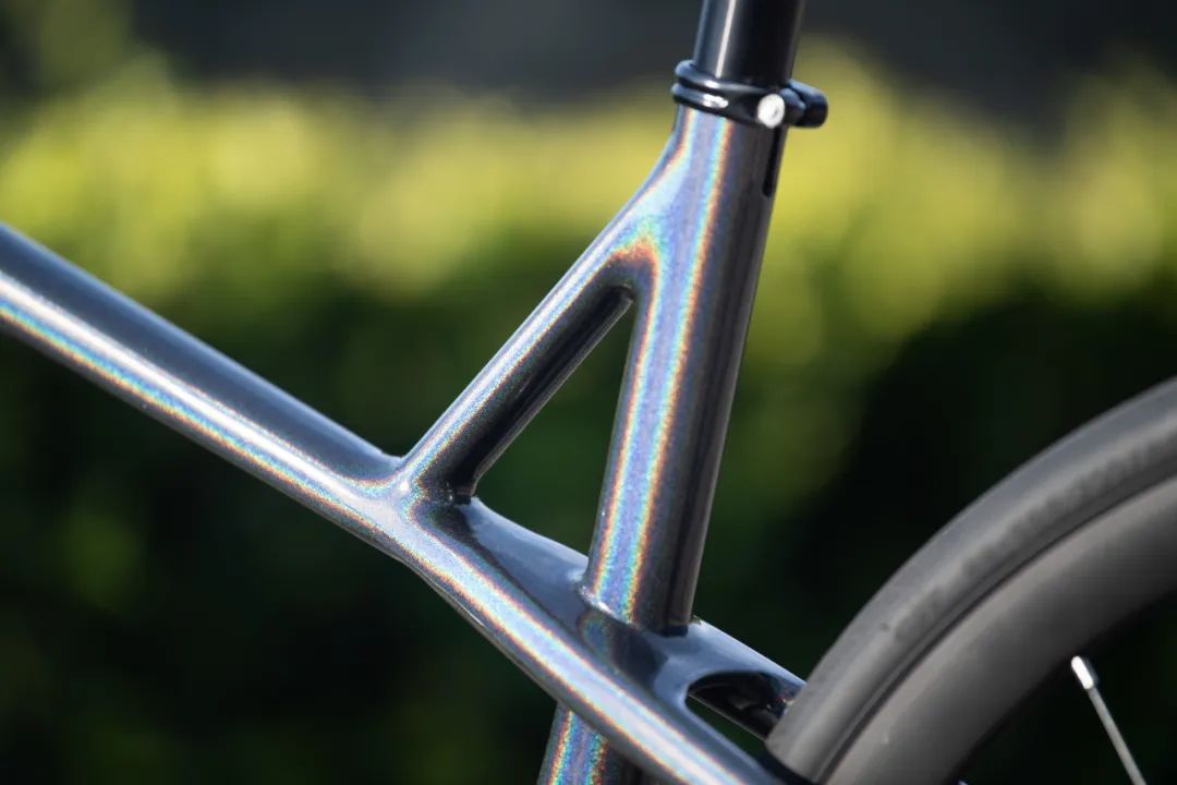 轻驰出发探索新世界DAHON大行公路车Vélodon