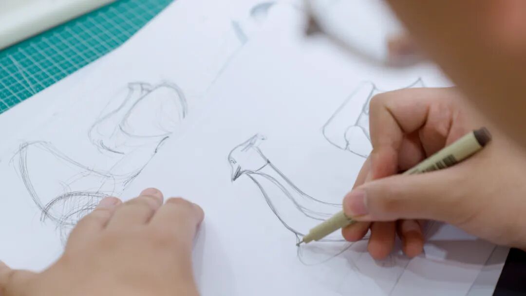 360无死角的车怎么做到的