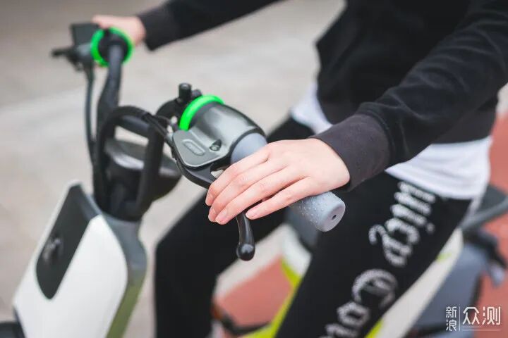 九号电动车C40用智能颠覆你对电动车的认知