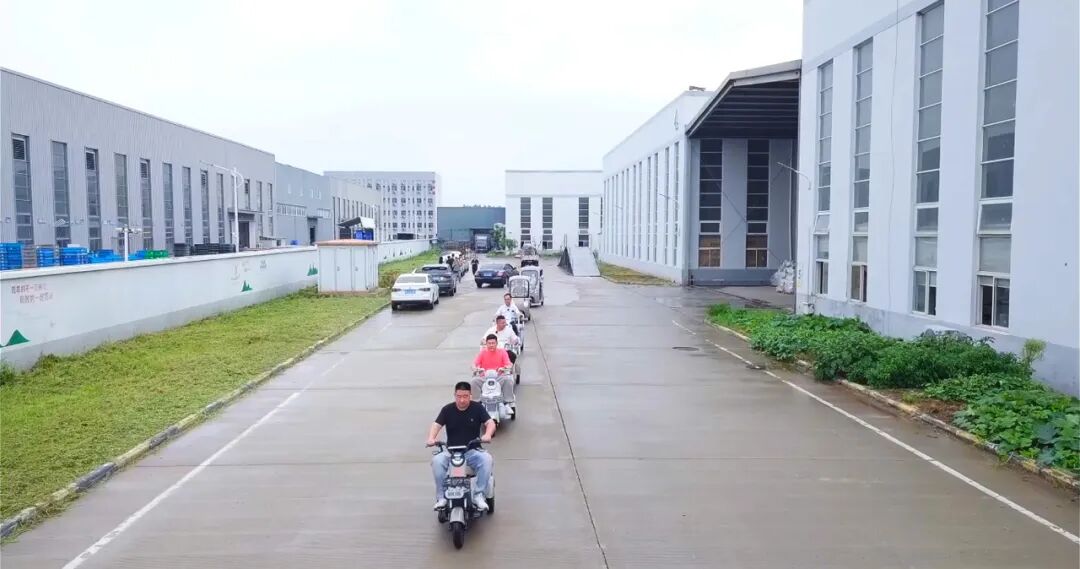 战略启新篇爆品展新颜欧派休闲三轮直播品鉴会热度全开