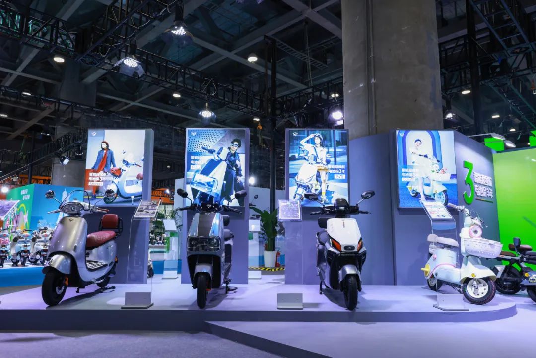 绿源智能超续航系列产品华南展首发电池保三年