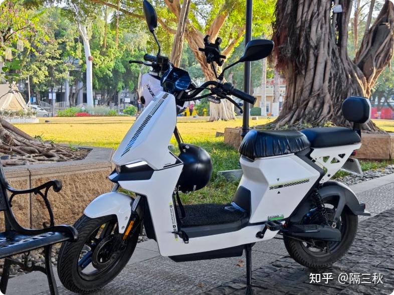 2025电动车推荐选购 9月更新（新国标）雅迪，爱玛，台铃，九号，小牛等品牌推荐，锂电池和铅酸电池怎么选