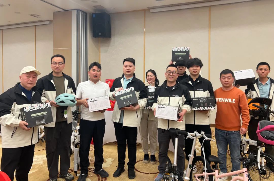 乘梦飞翔共创辉煌2025大行北京经销商大会圆满落幕