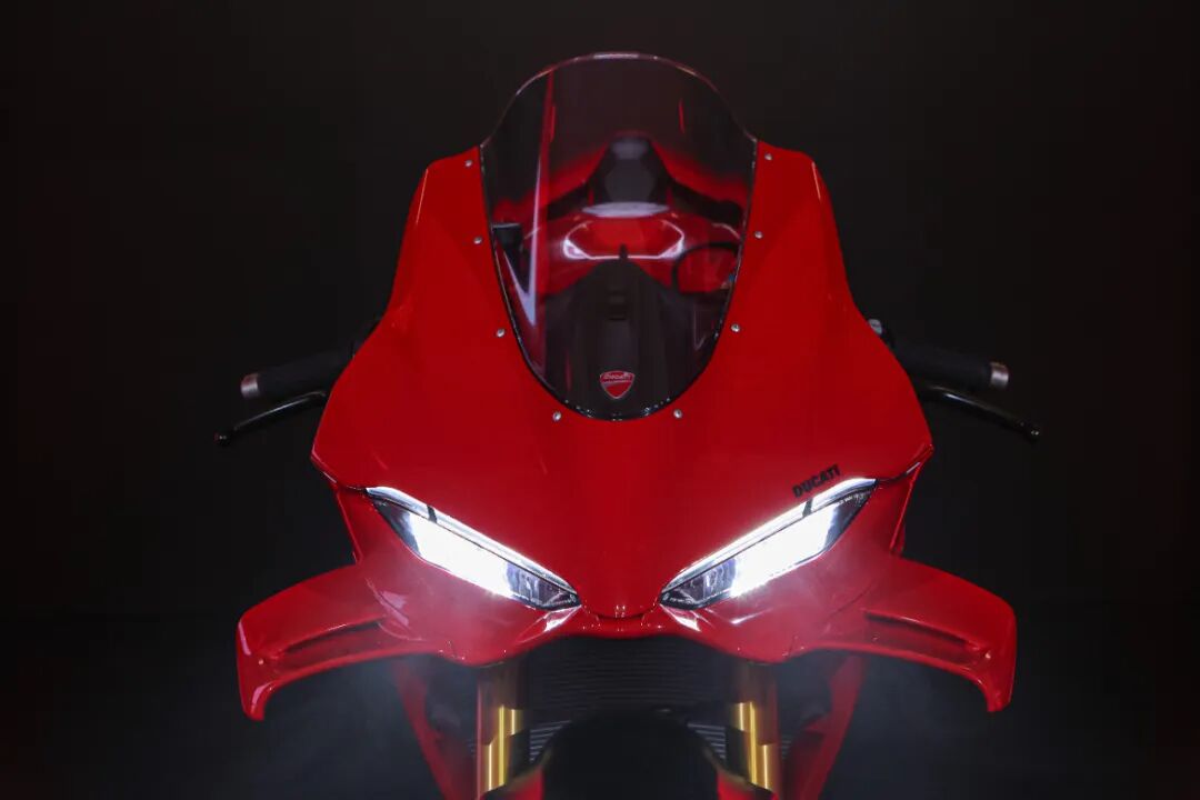 [2024-12-18]境享骑迹杜卡迪品牌之夜燃动启程全新PanigaleV4耀世登场