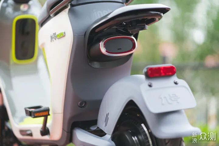 九号电动车C40用智能颠覆你对电动车的认知