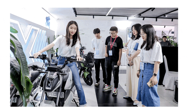 [2023-08-02]品质开放日权威媒体见证爱玛品质好车