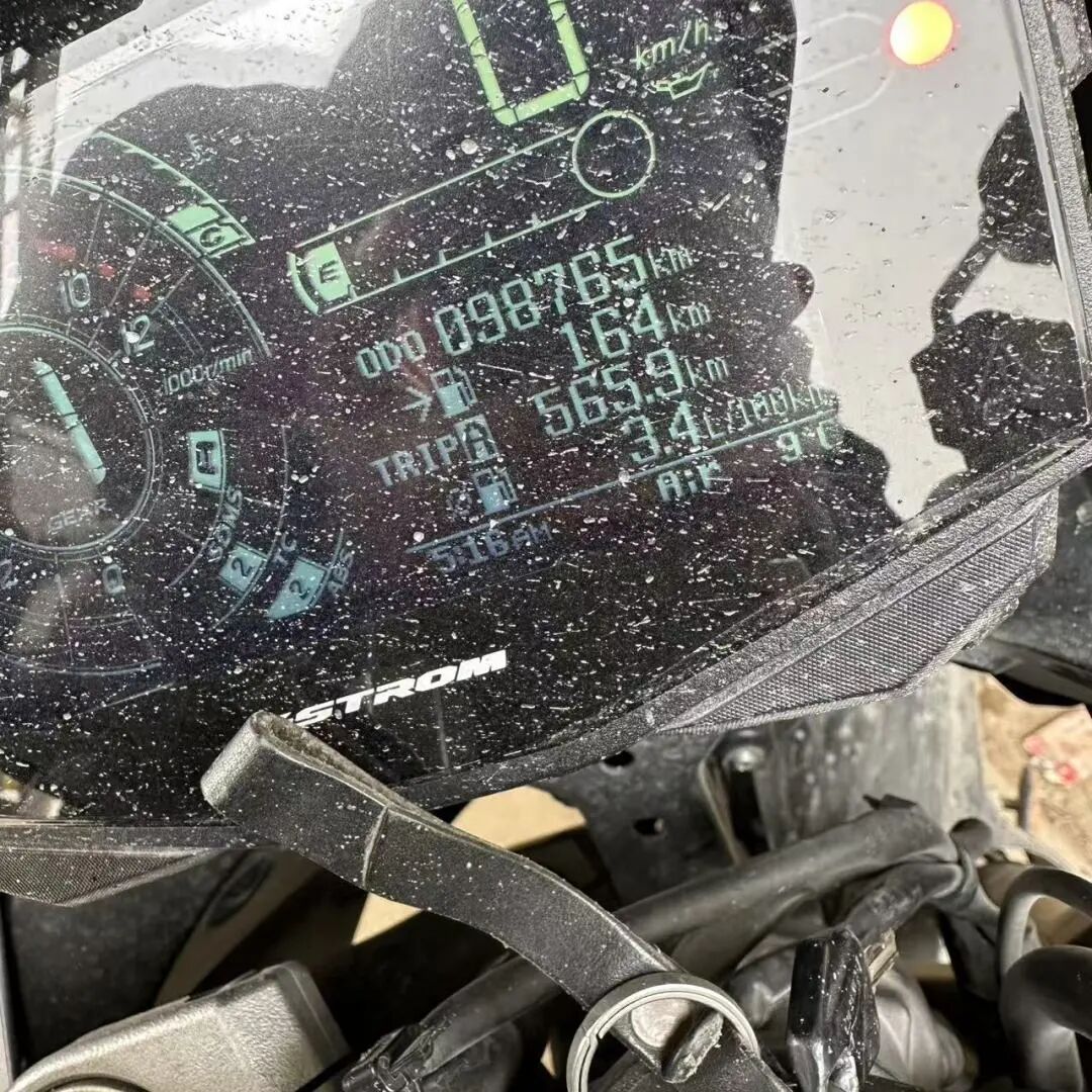 [2025-09-12]铃木骑迹Vol7西极驼铃铃木VSTROM1050XT的17万公里朝圣之路